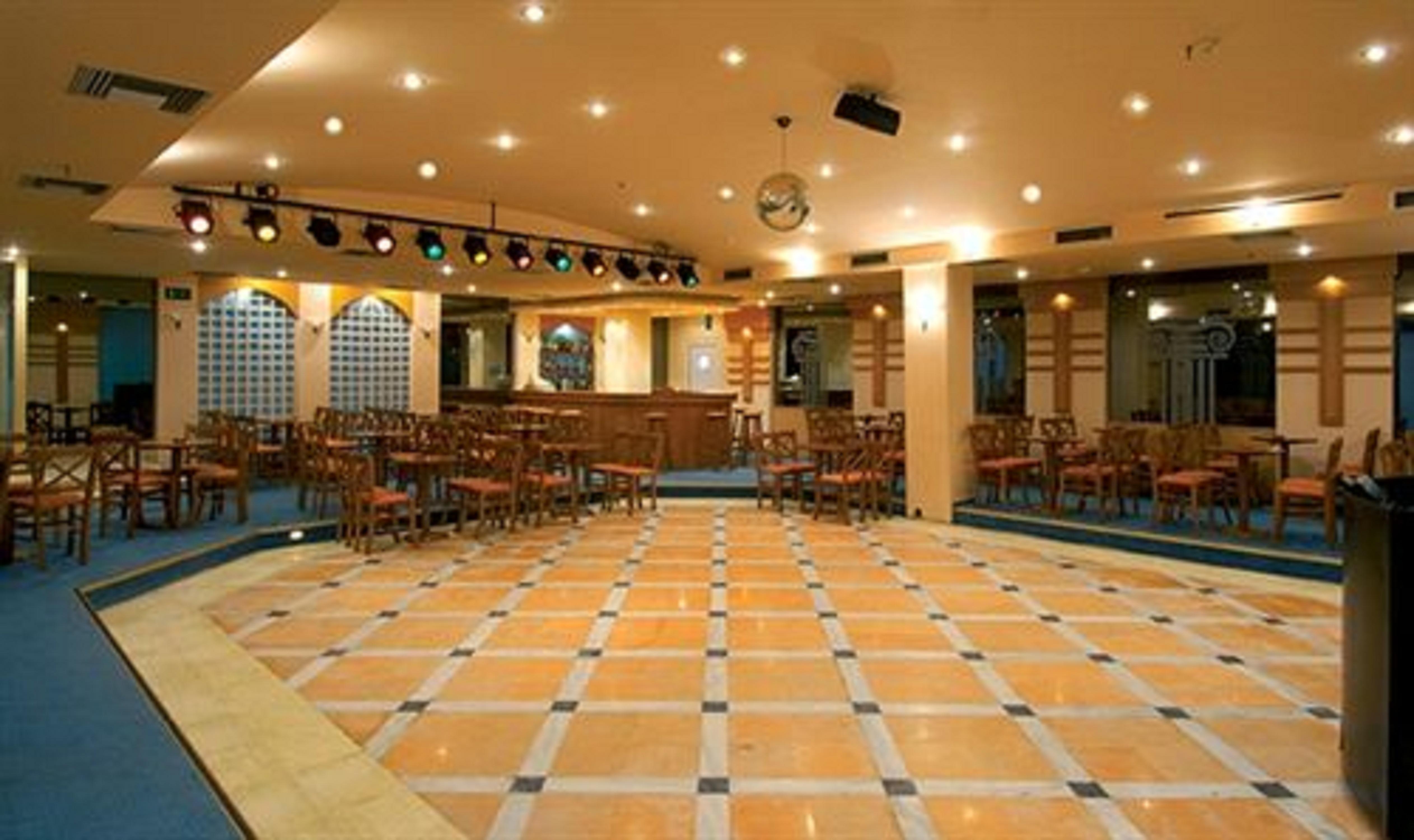 Отель Rethymno Mare & Water Park 5*