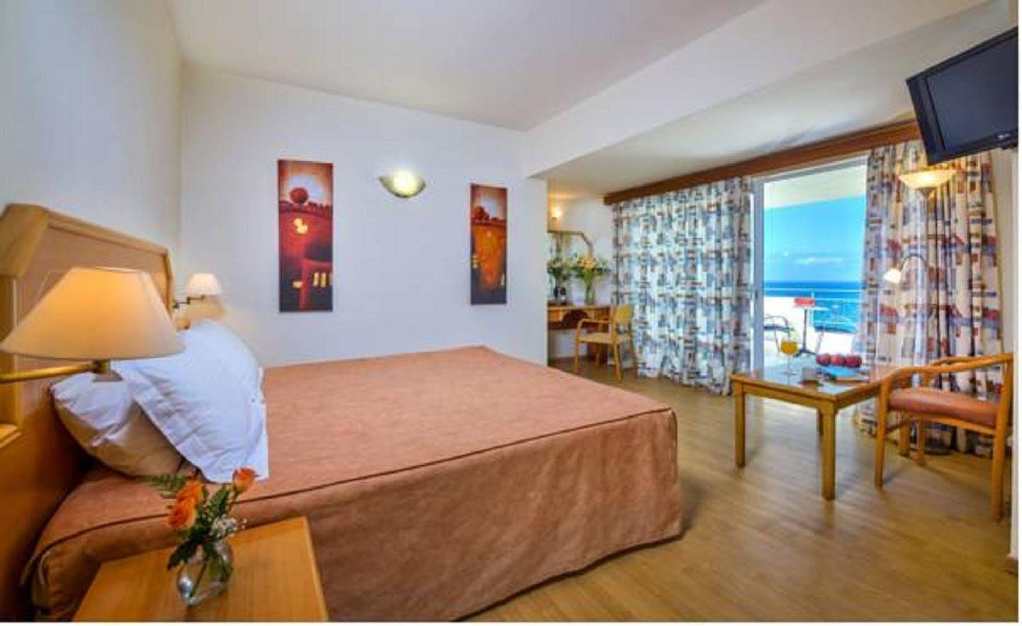 Отель Rethymno Mare & Water Park Скалета